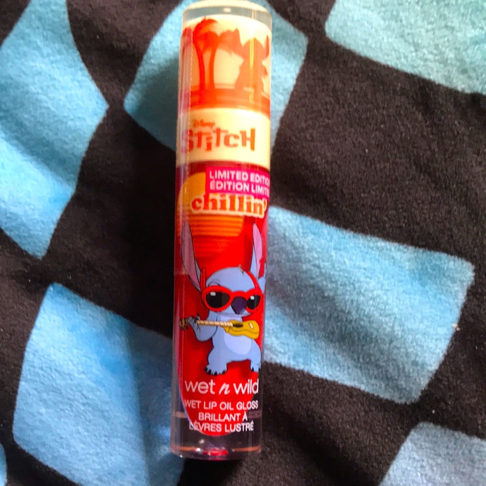 🆕Wet N Wild Lilo & Stitch Lipstick In Let’s Rock!BNIP!Sealed!RARE!SOLD OUT💄